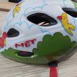 Kask rowerowy dzieciecy regulowany 52-57 cm firmy Met