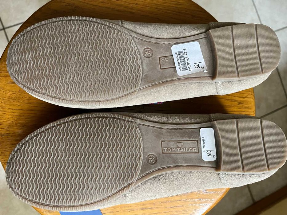 Mokasyny damskie skórzane 39