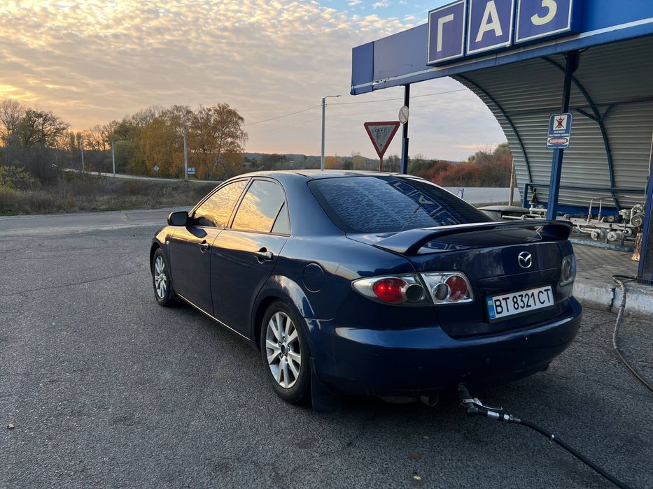 Мазда 6 2,3 Газ бензин 2004 год