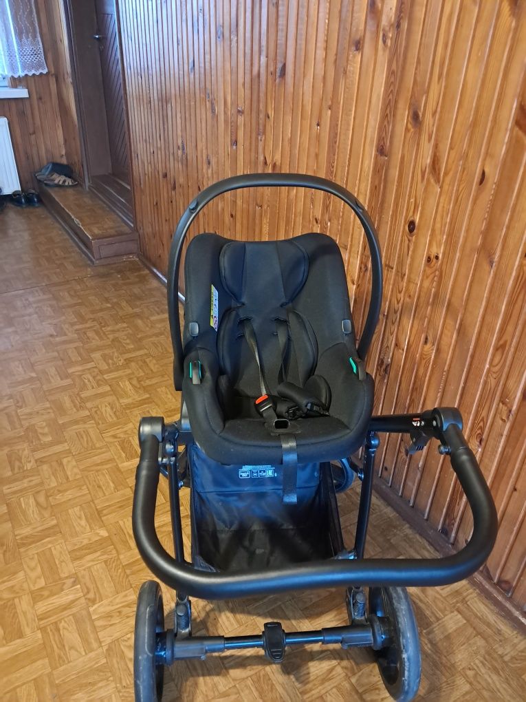 Wózek 3  w 1 bebetto vulcano
