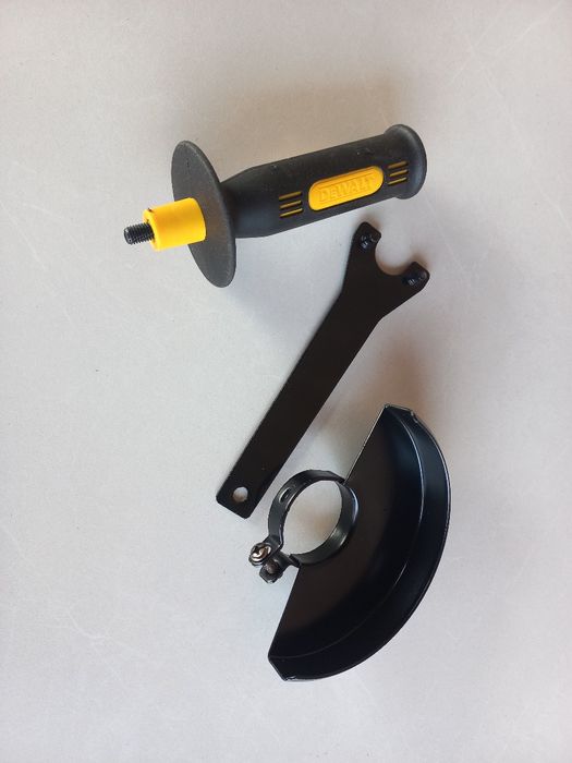 Продам болгарку Dewalt DCN 406