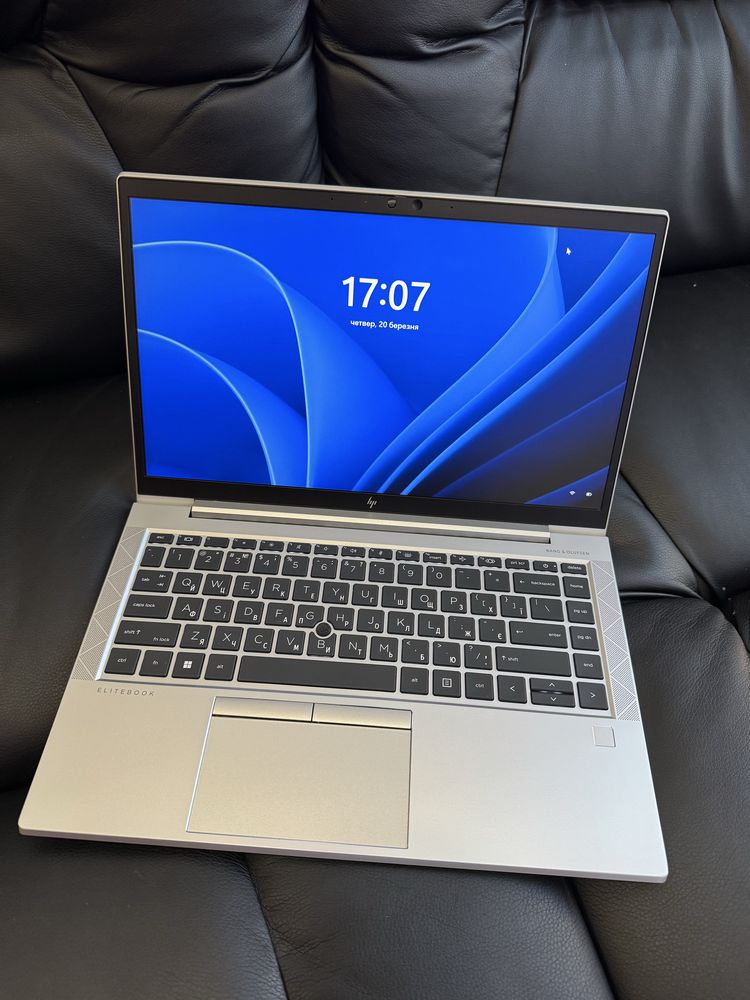 HP EliteBook 840 G8 (i7-1185G7 16GB SSD512GB IPS) #0705