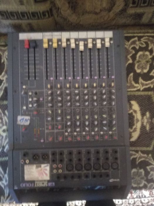 Продам пульт Микшерный!