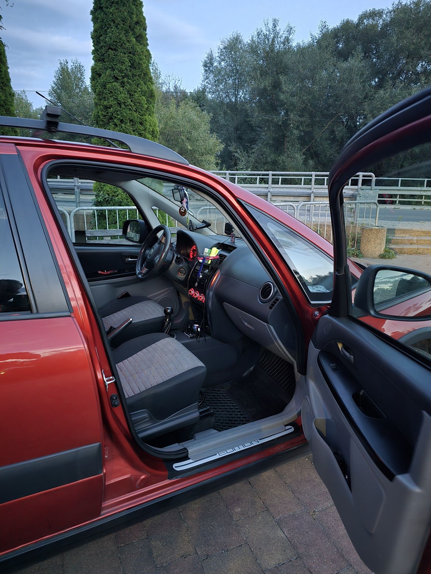 Sprzedam SUZUKI SX4 4x4