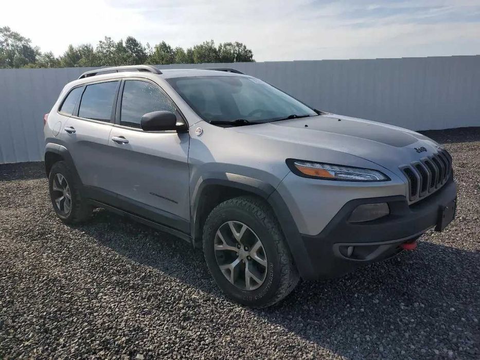 Бампер Jeep Cherokee розборка шрот