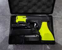 WE Glock 17 T1 C/Lanterna X300 Led