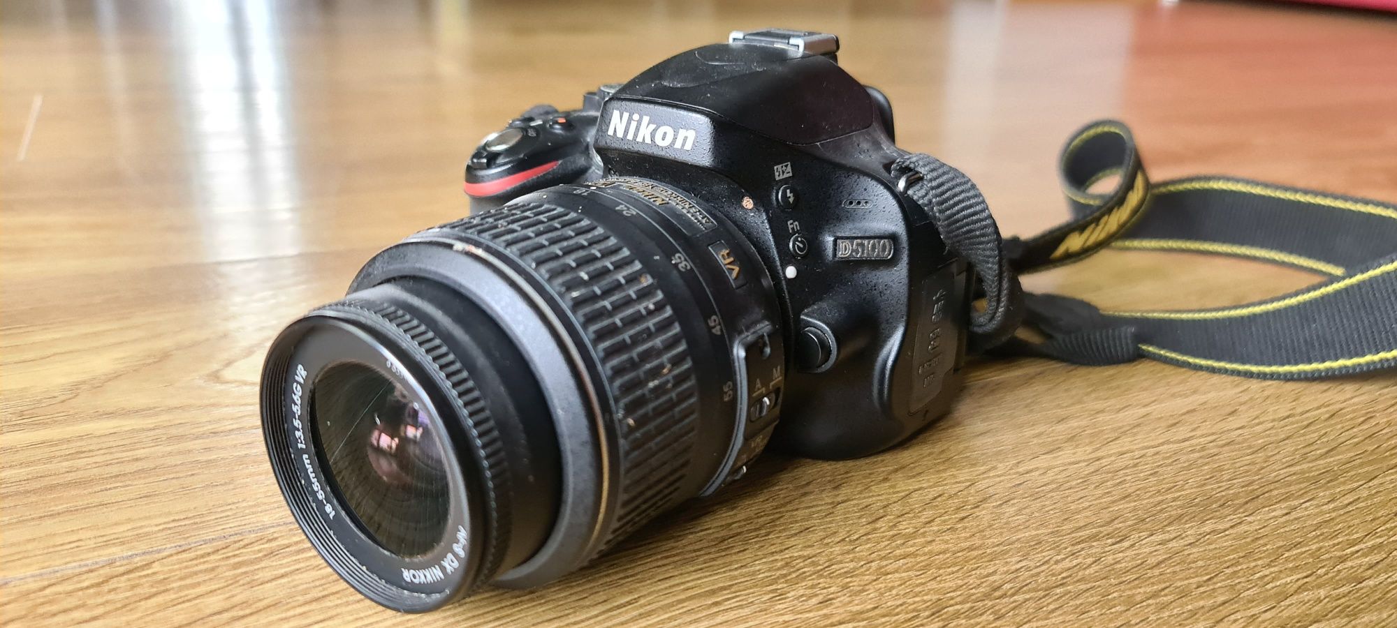 Nikon 5100 plus karta 32gb