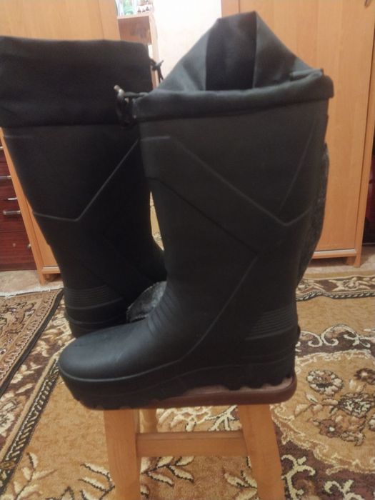 Гумові чолоавчи чоботи  !!!