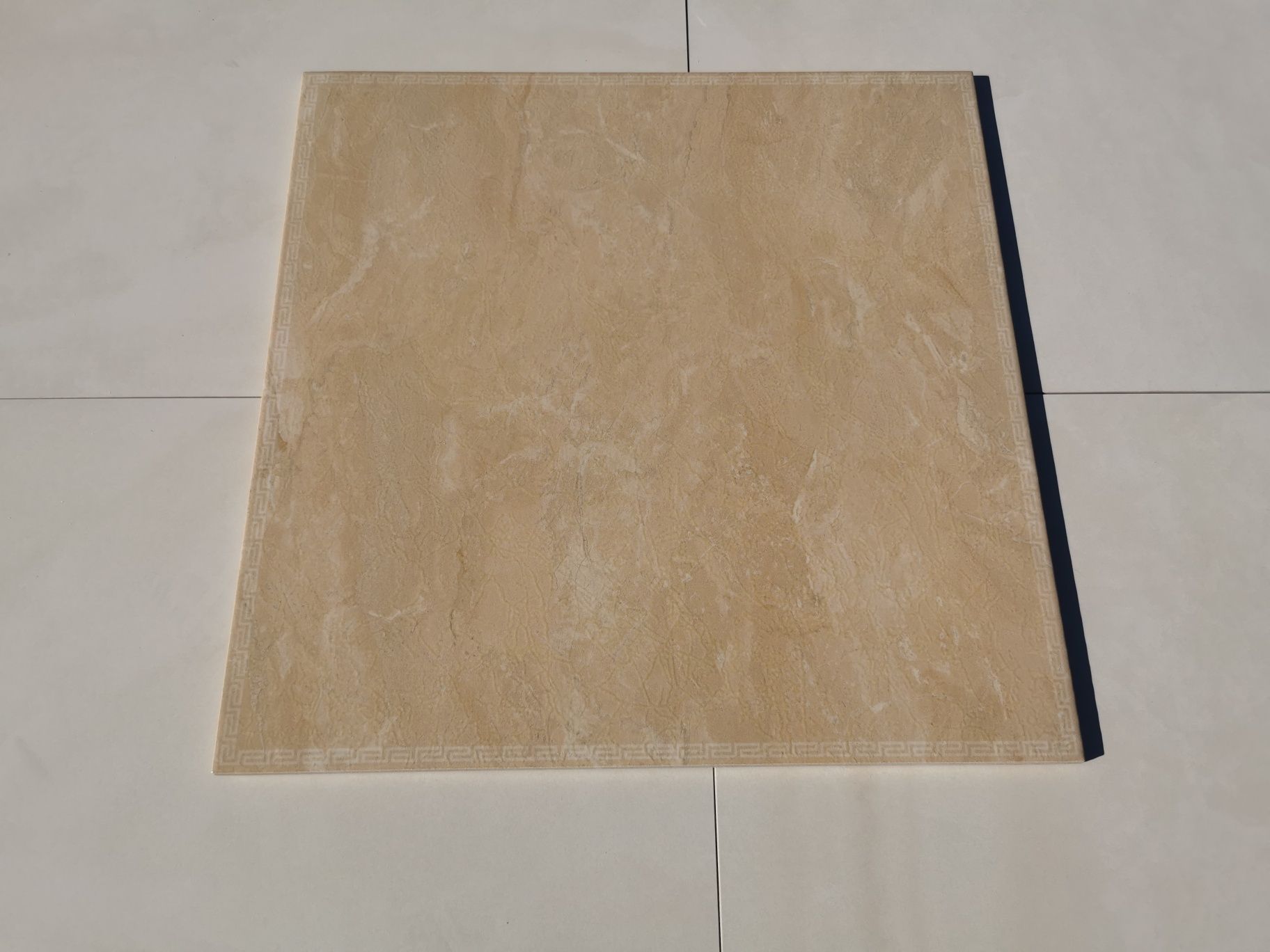 Płytki Versace Venere Oro