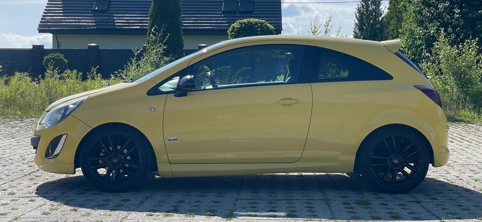 Opel corsa 1.2 OPC line