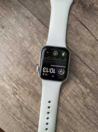 Apple Watch Series 5 40 mm Silver White Sp Band