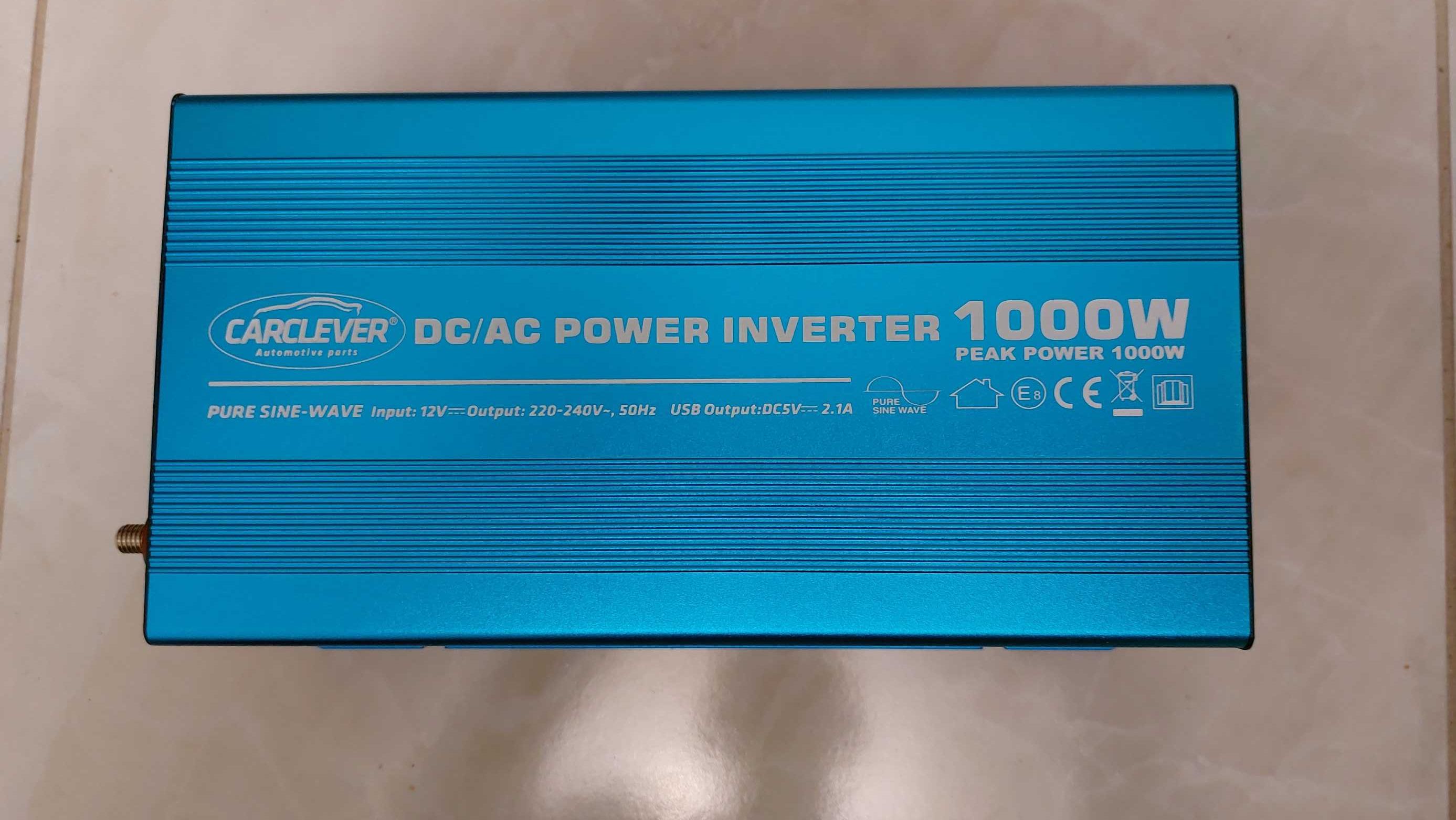 Інвертор 12/220В (CarClever, Чехія) чистий синус, 1000Вт, 5500гр. Торг