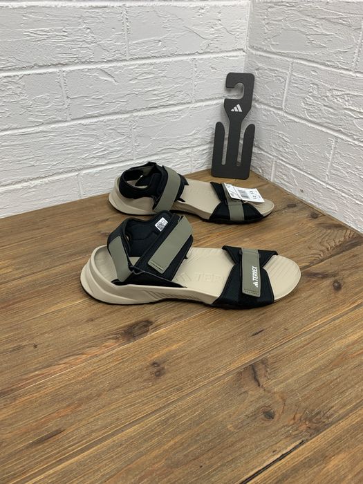 Сандалії босоніжки Adidas Terrex original нові