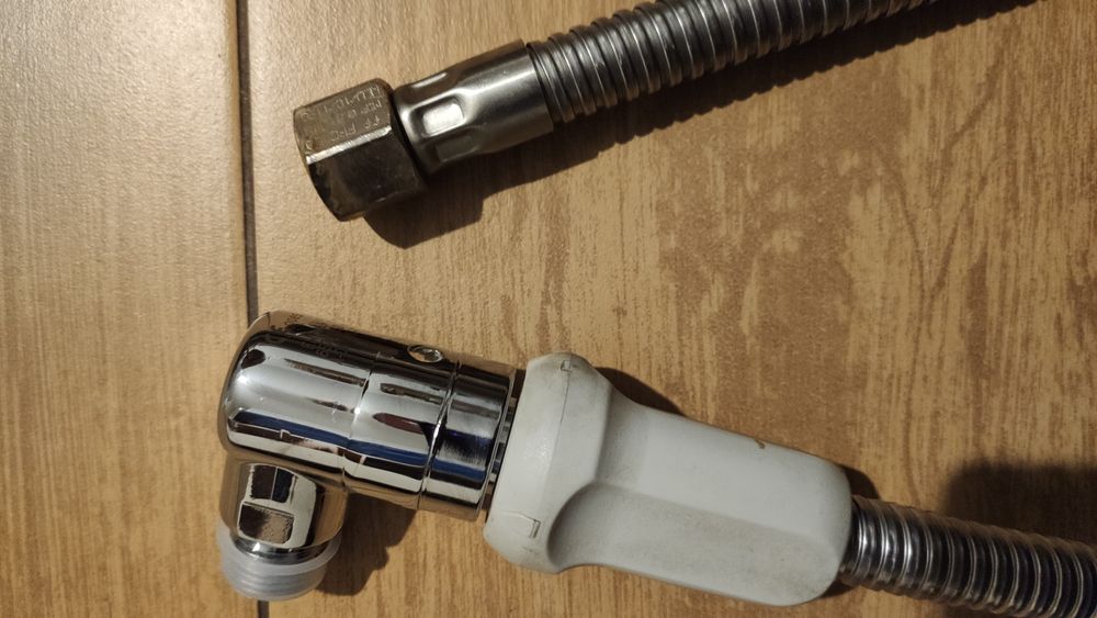 Gazowy przewód elastyczny w oplocie z szybkozłączką o długości 1 m