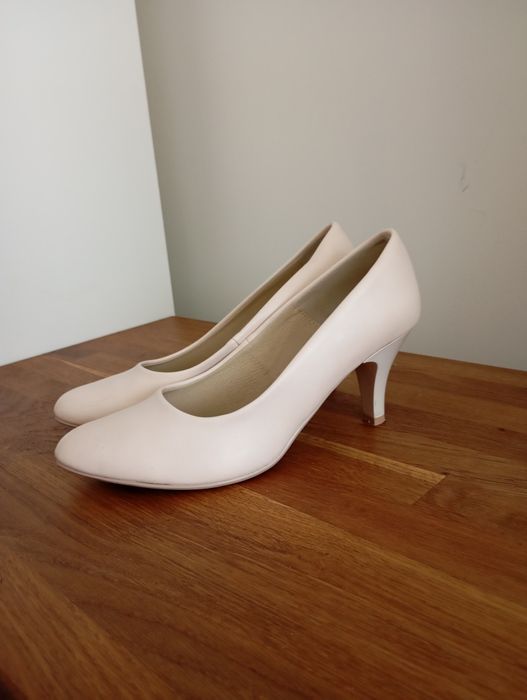 Buty Aga But r.39