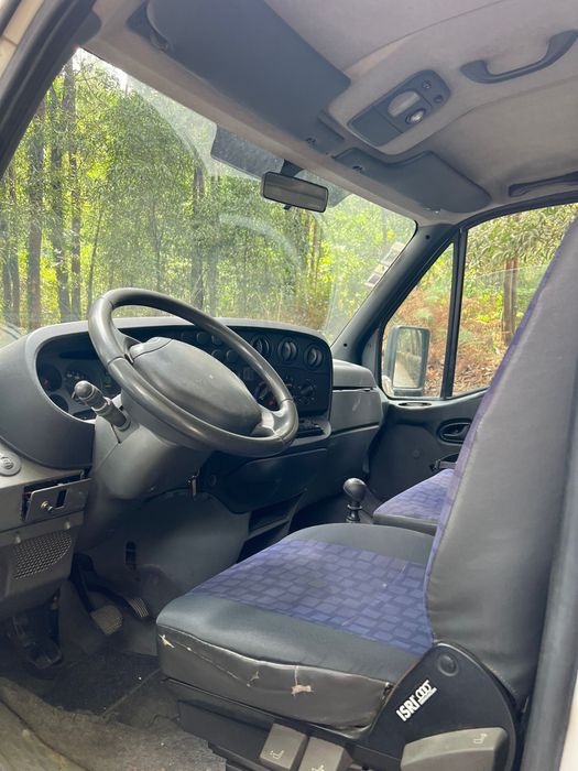 Iveco caixa aberta