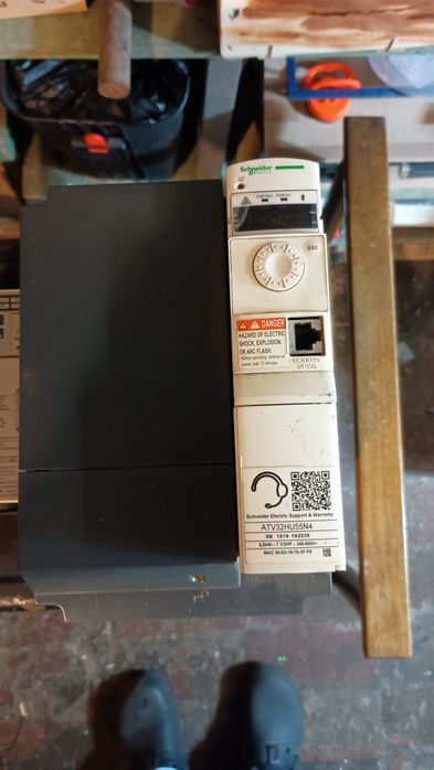 Falownik 5.5kW firmy Schneider