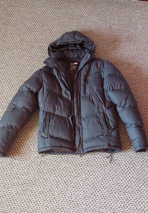 Продам куртку зимнюю