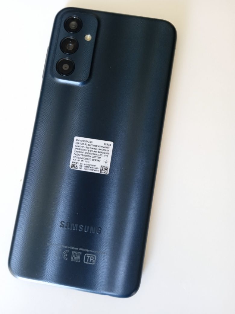 Мобільний телефон/Смартфон Samsung SM-M135F/128GB
