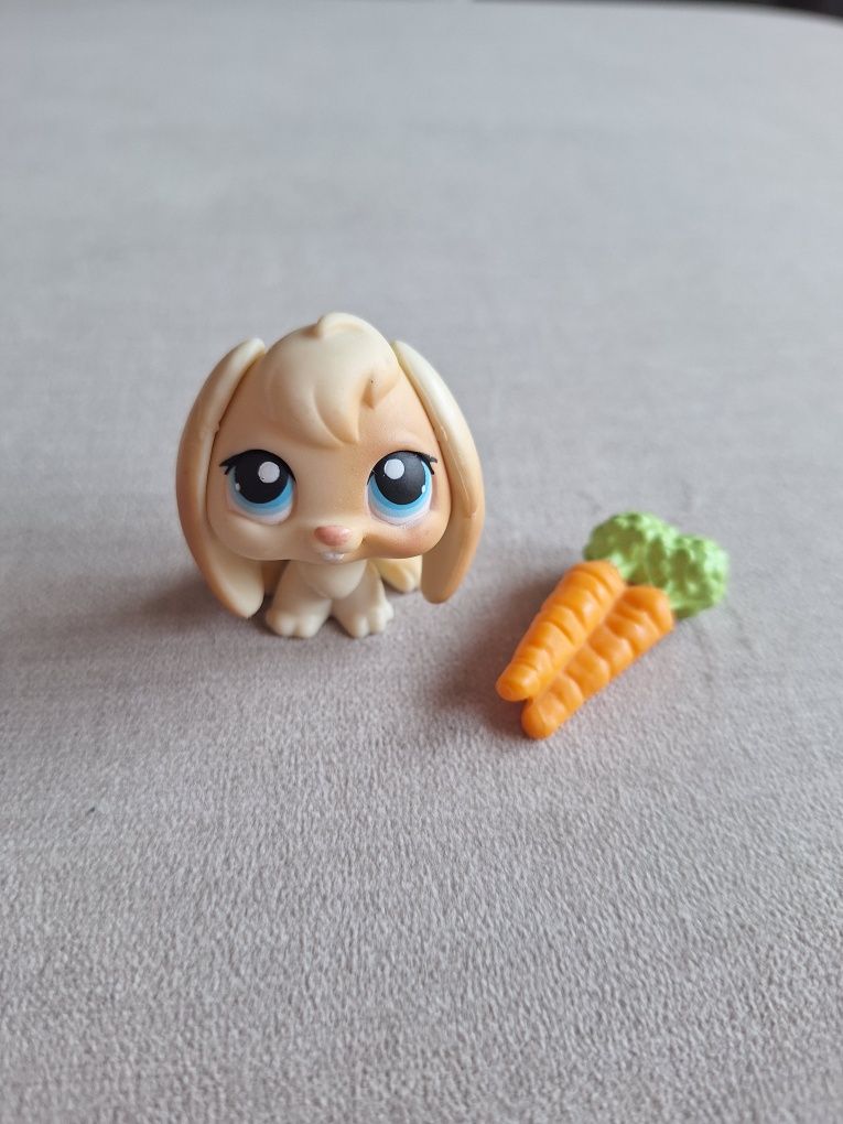 Littlest Pet Shop Bunny #75 e #95