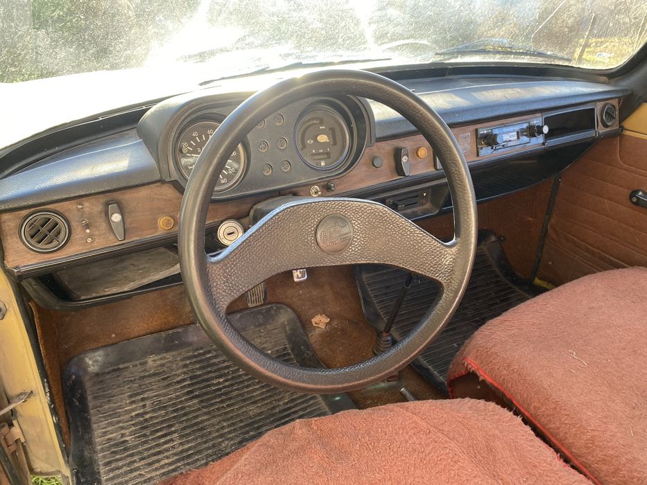 Продам авомобіль (ретро на рамі)