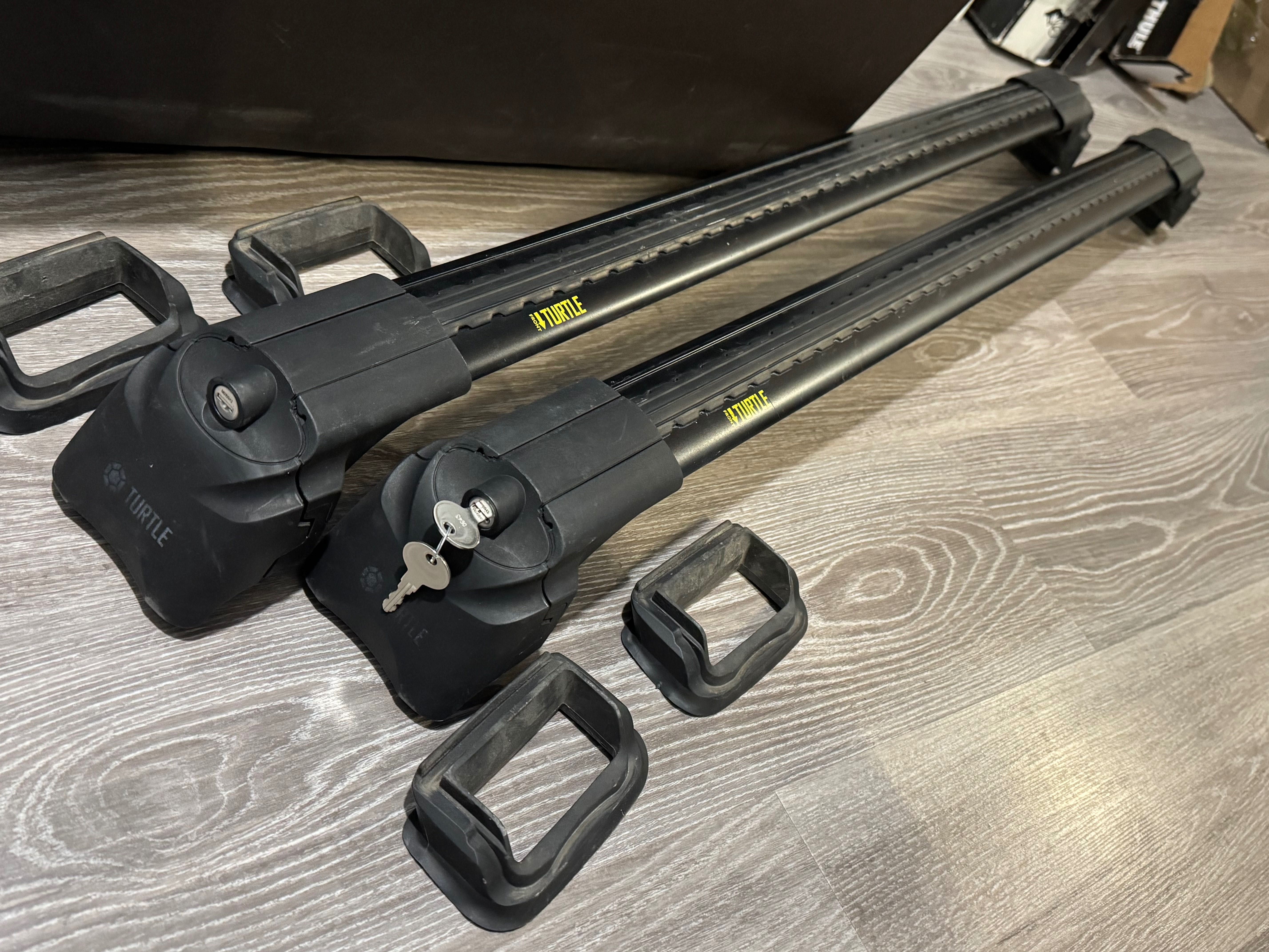 Поперечини в штатні місця Turtle Air 3 Black