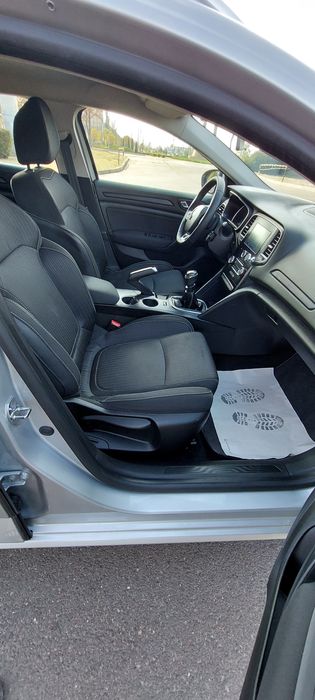 Оренда авто з водієм