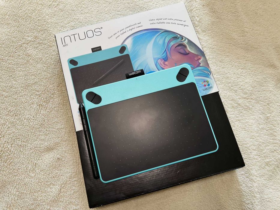 Графічний планшет Wacom Intuos Art Blue CTH-490 у відмінному стані