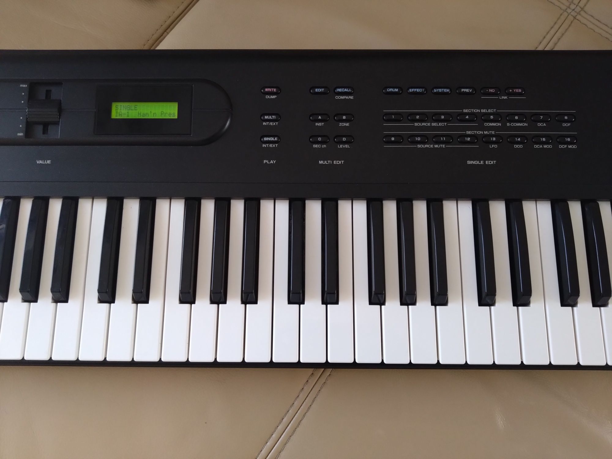Kawai K4 syntezator