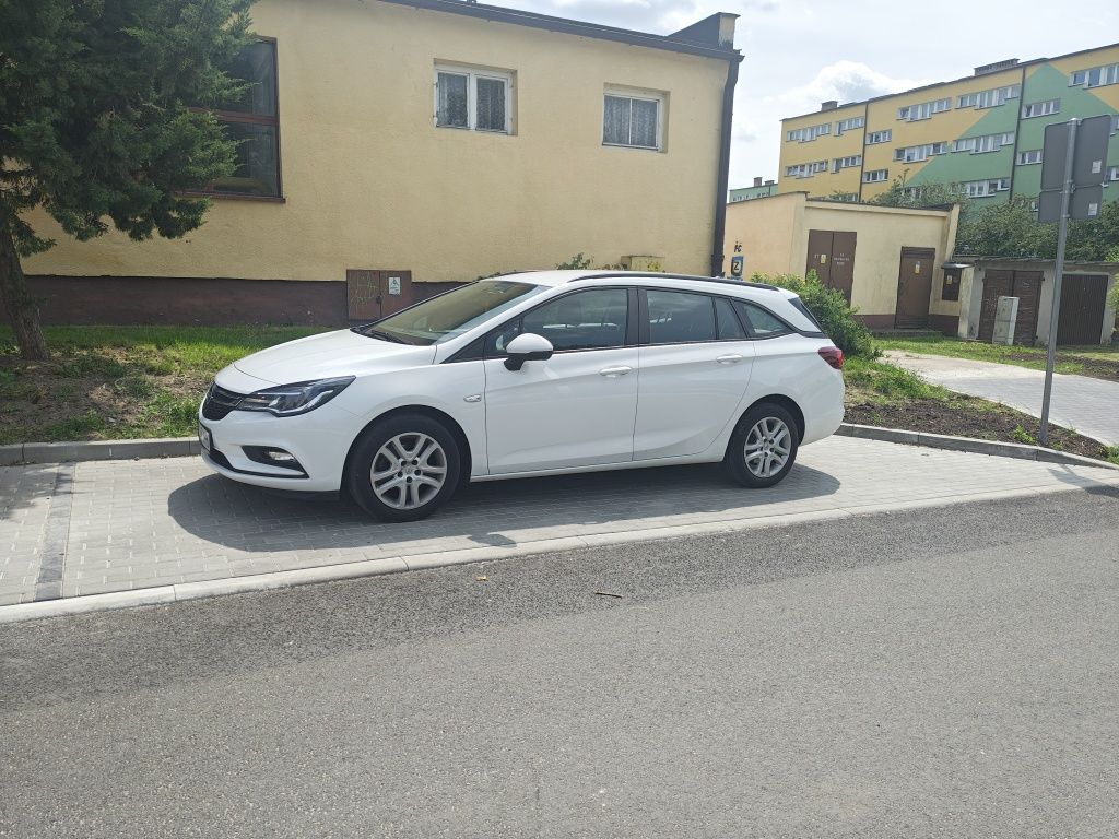 Astra Sports Tourer