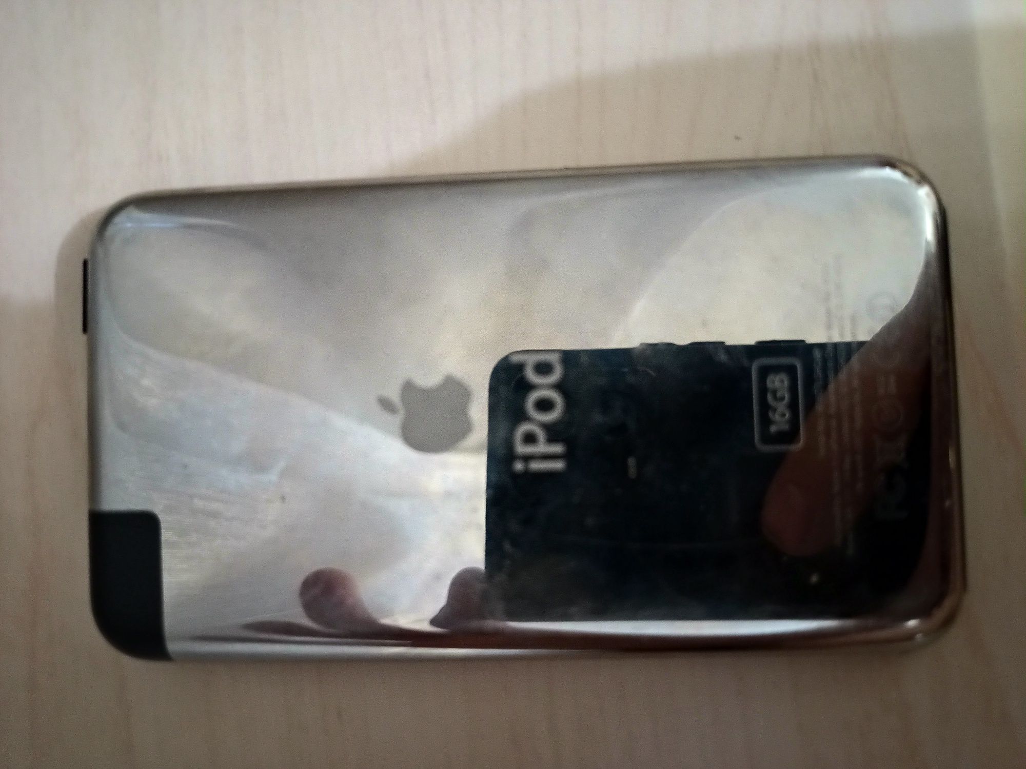 ipod a1213 16gb.