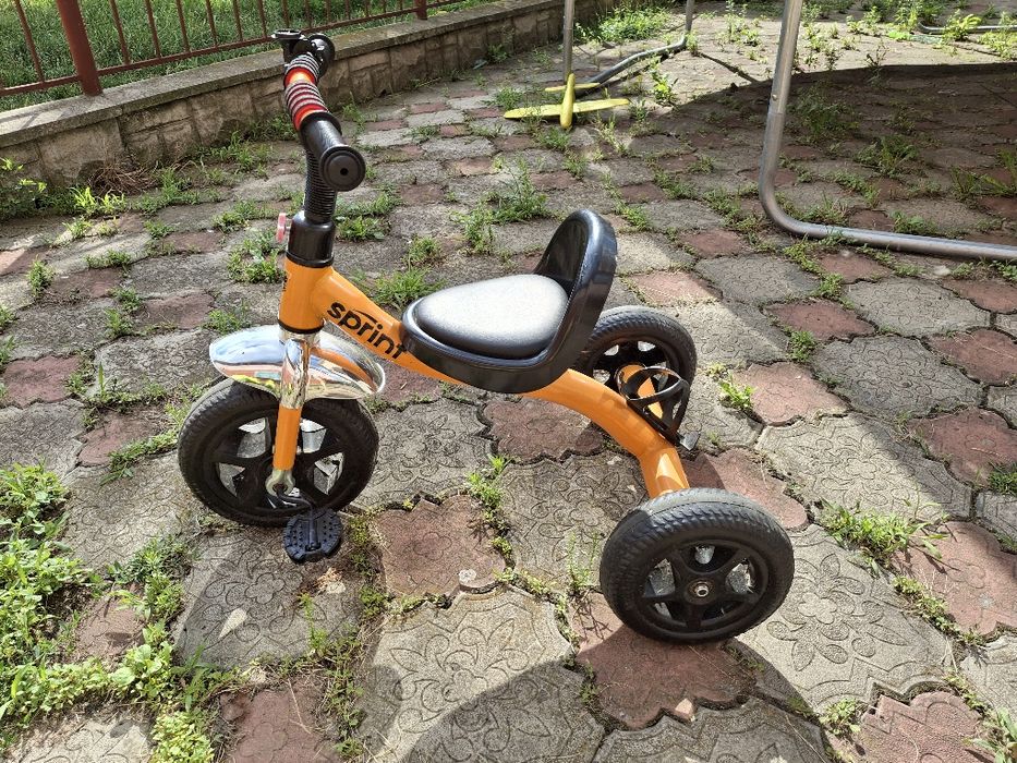 Велосипед дитячий триколісний