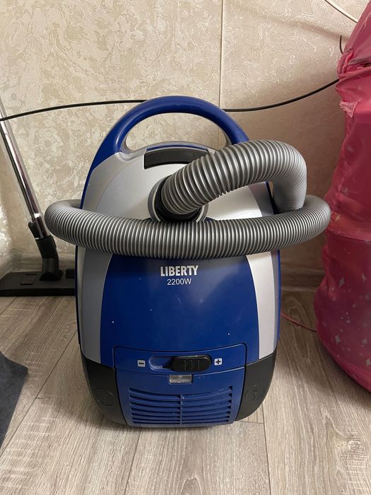 Пилосос Liberty синій