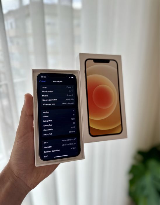 IPhone 12 64Gb + Acessorios (COMO NOVO)