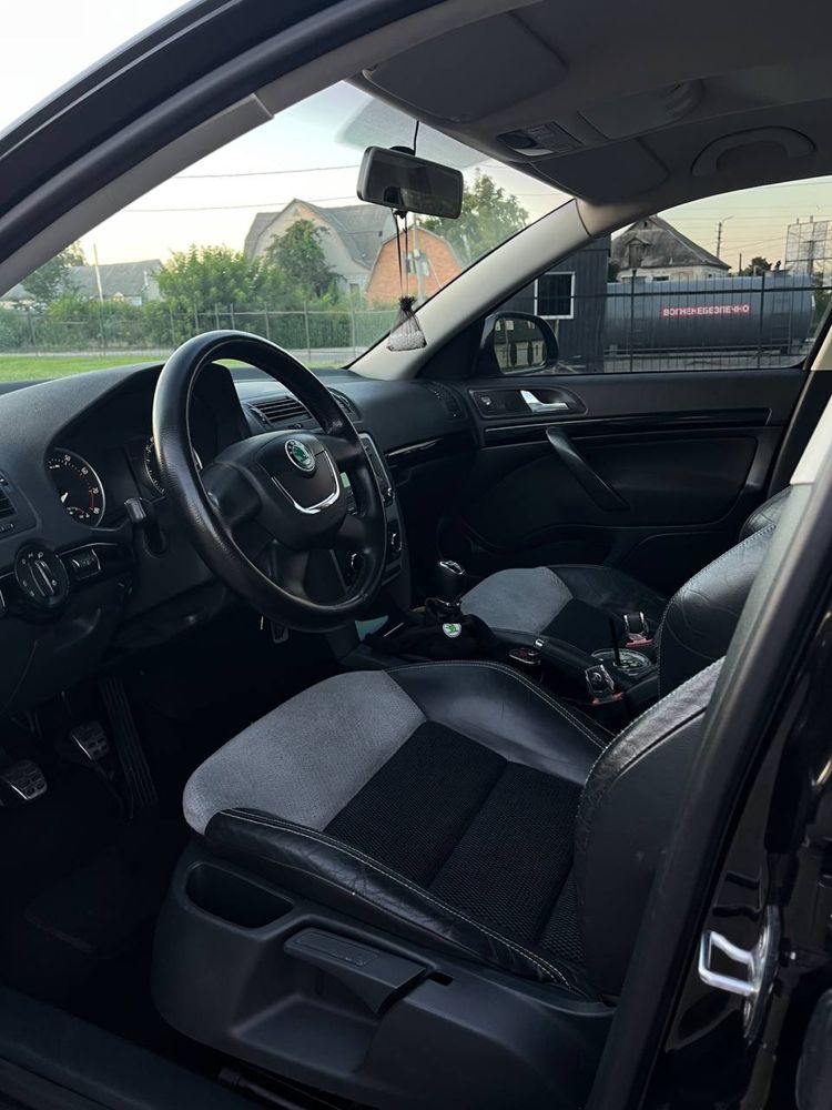 SKODA Oktavia A5 1,8