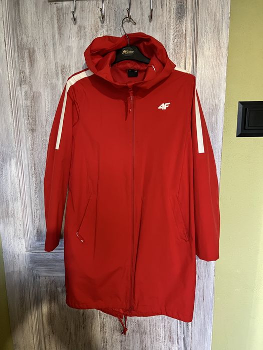 Kurtka przeciwdeszczowa 4f