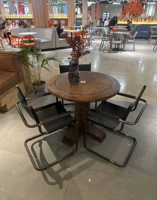 Круглий стіл для дому/кафе/ресторану