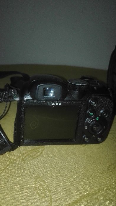 Máquina fotográfica FUJIFILM