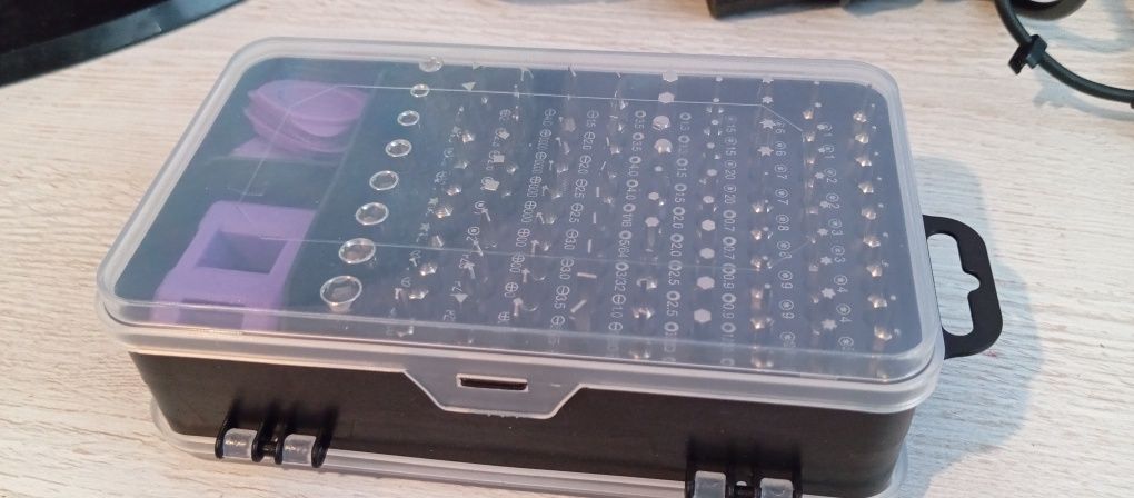 Zestaw śrubokrętów precyzyjnych torx 115w1