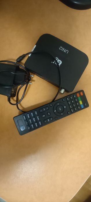 Тюнер Т2,  тв бокс GI Uni 2+