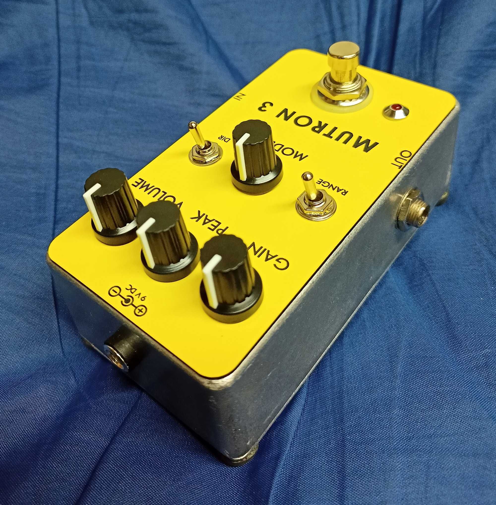 Efekt gitarowy Mutron 3 (klon)