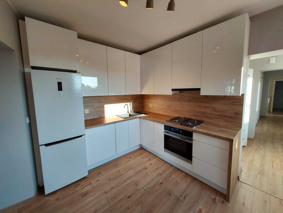 Meble na wymiar - kuchnie, szafy, lakierowanie, wizualizacje 3D