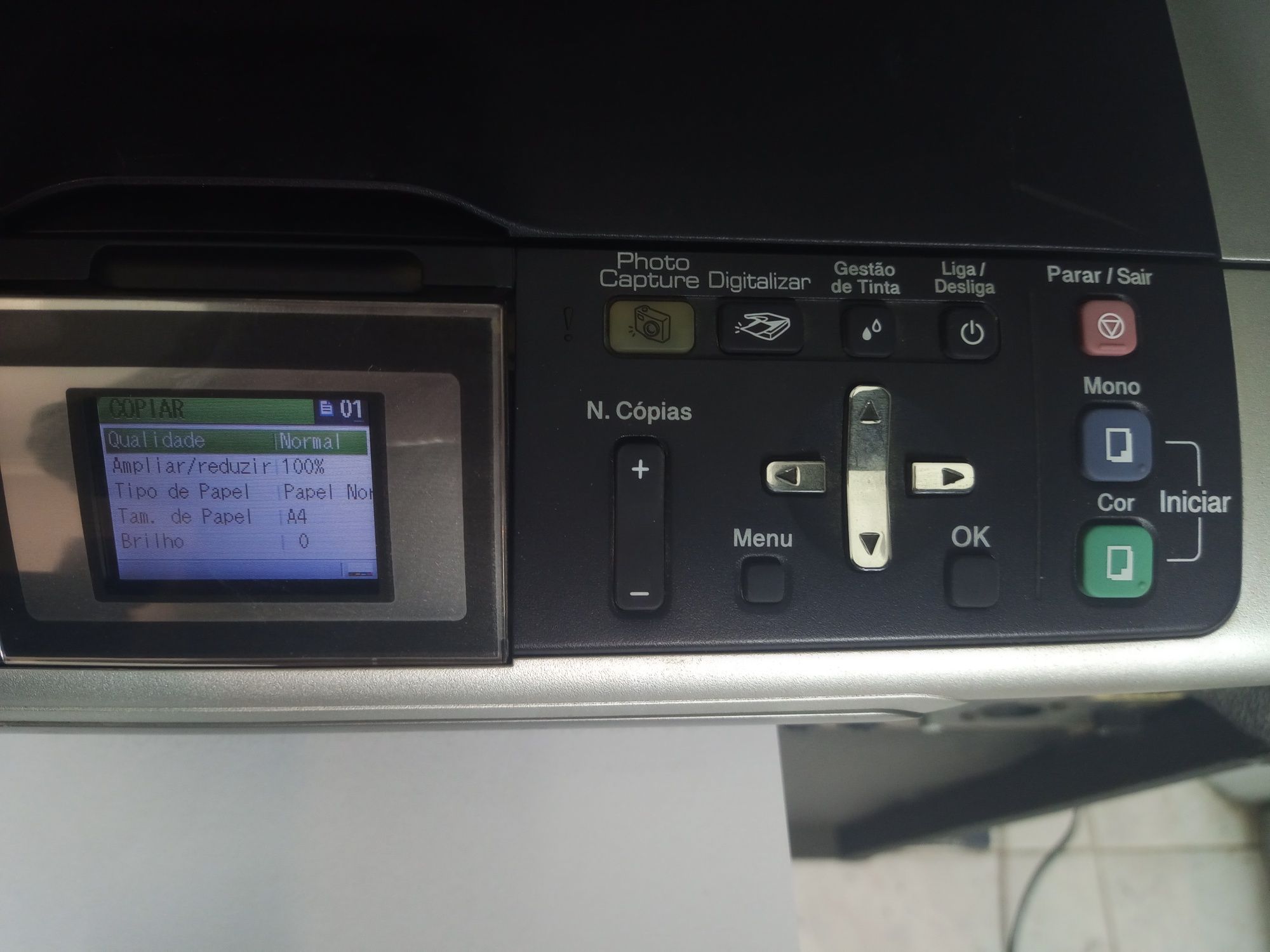 Impressora multifuncional Brother DCP-330C