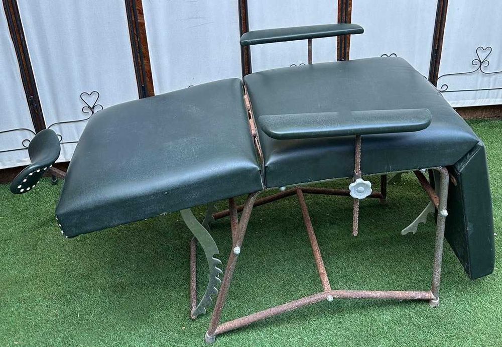 Antiguidade, cadeira de pedicure, marquesa vintage