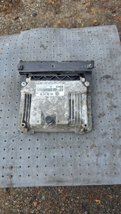 Sterownik Komputer Silnika Volkswagen Passat B6 1.9 tdi BLS 2006r