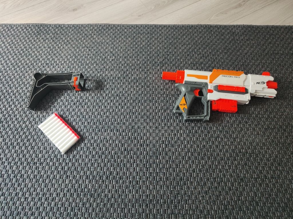 Pistolet Nerf Recon MKII na strzałki