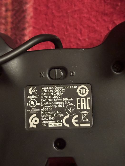 Джойстик Logitech f310