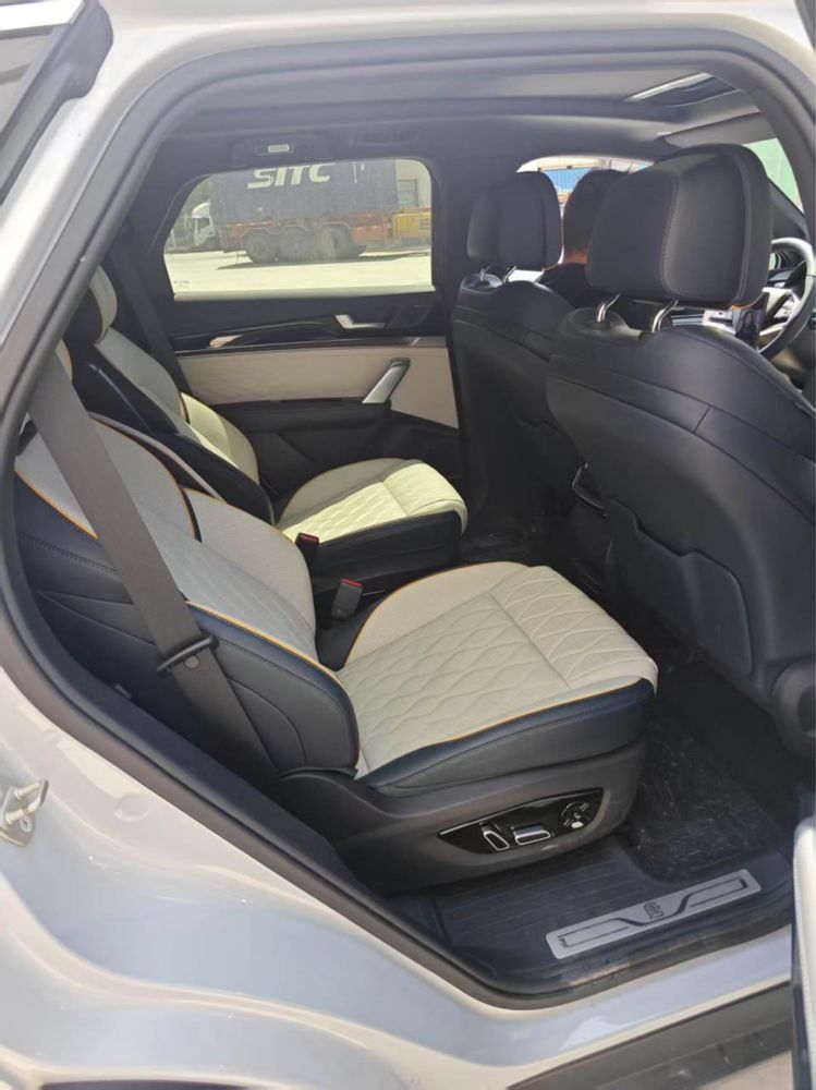 BYD Tang 4WD Top 2023 - електромобіль на 6 місць з пробігом 10.000