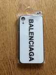 Etui na telefon iPhone xr case balenciaga białe