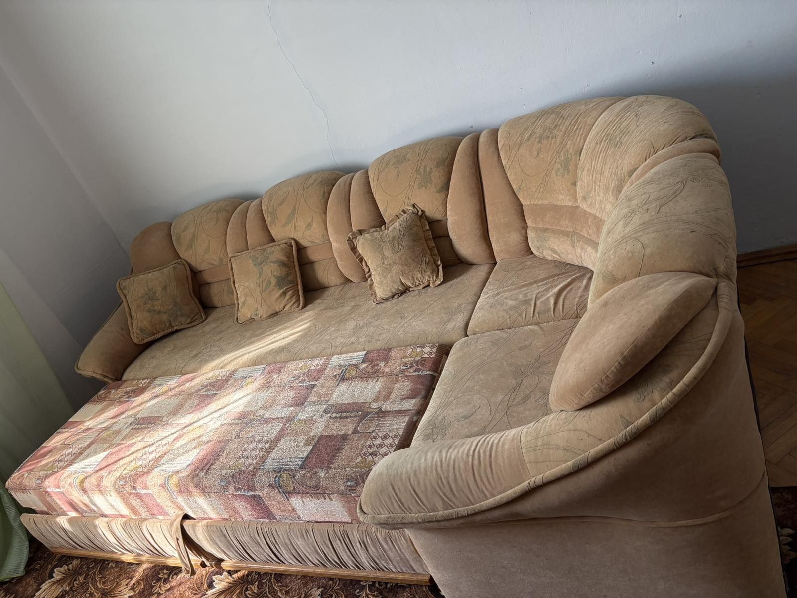 Продам Диван кутовий , все справне , стан як на фото